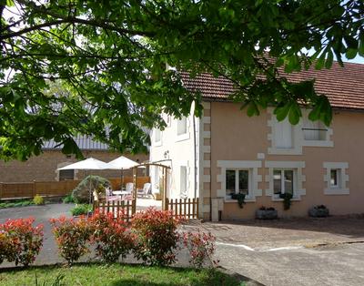 La Maison Ribotteau - The Coach House Gîte