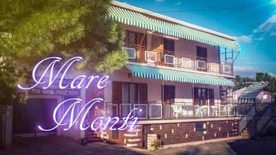 Apartments and Rooms Mare-Monti