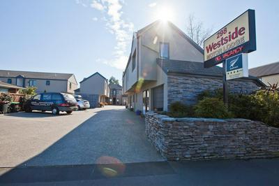 298 Westside Motor Lodge