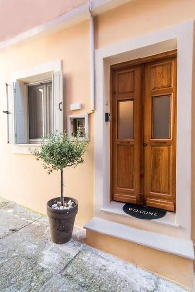 Studio Costele Luxurious apt in the heart of Corfu