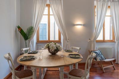 First & Urban Oasis - by MyHomeInComo