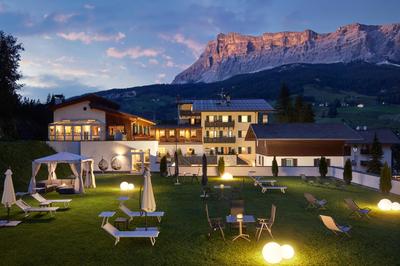 Dolomites Wellness Hotel Savoy