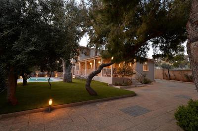 Lagonisi luxurious residence Ruby's Pool Villa