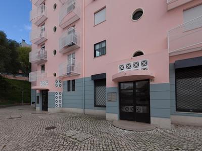 FLH Olivais Family Flat