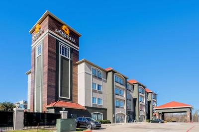 La Quinta Inn & Suites by Wyndham Fort Worth Arlington West