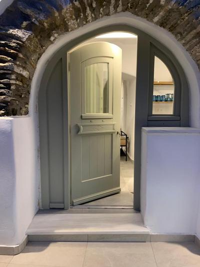 Serenity Living Platia, Tinos
