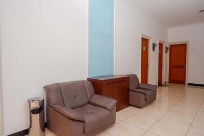 RedDoorz at Hotel Artama Pandanaran Semarang