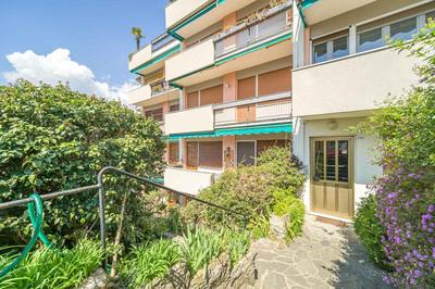 Aurelia Panoramic Seaside Apartment