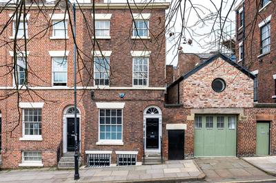 Host & Stay - Stunning Georgian Multi-Unit Townhouse Apartment