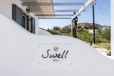 Milos Swell Suites