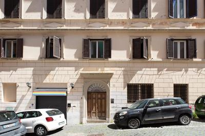 iFlat Colorful and Bright Apartament in Monti