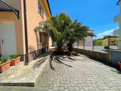Grand Pool Apartment Ika-Opatija