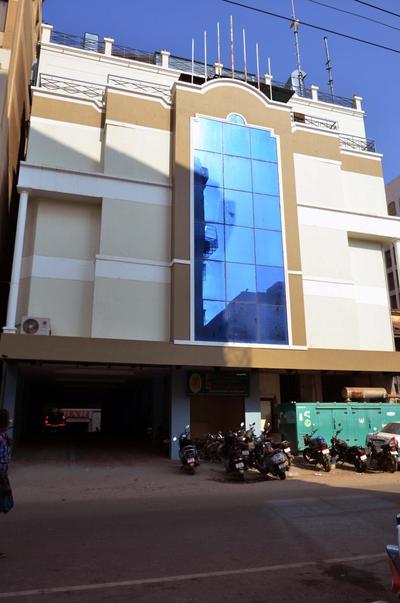 HOTEL RATHNA RESIDENCY