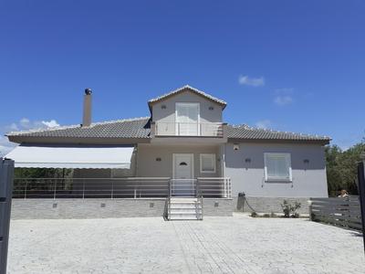 Charming detached house 500m far from the sea