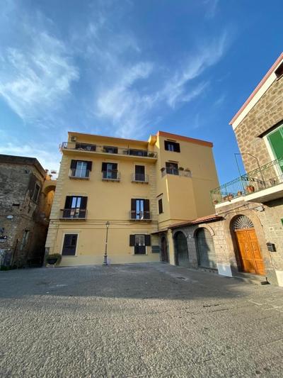 Vesuvio House appartamento indipendente e centrale