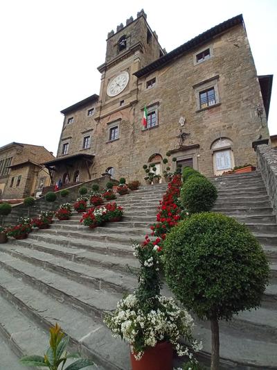 Appartamento Io e Te Cortona centro storico - seconda doccia su romantica corte