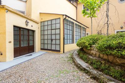 Apartments Florence - Dragomanni Loft with patio