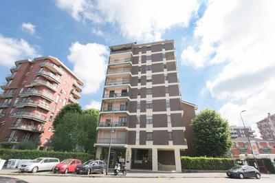 New Fashion District, 3 BDRS - 30 minutes from Linate with new subway