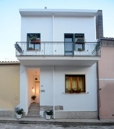 Cozy guest house Downtown