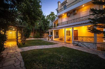 VILLA ELENI