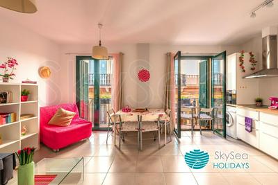 SkySea Holidays CITY CENTER SUITES
