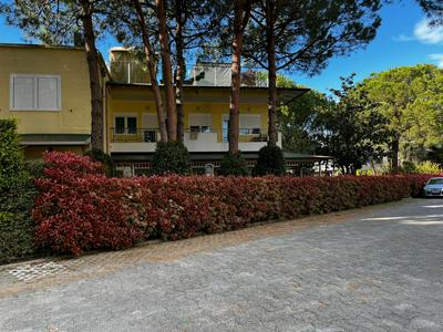 Villa Shera