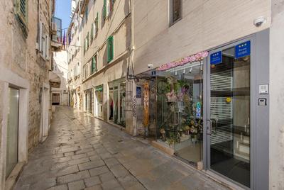 Aspalathos Old Town Residence