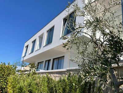 Villa Gust, sea view, pool, jacuzzi, sauna, cinema
