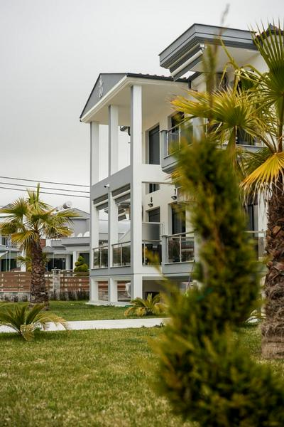 Villa MARIA