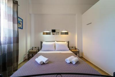 Marousi Rooms