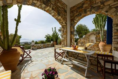 Balloo - A House Gazing Out on the Aegean Blue