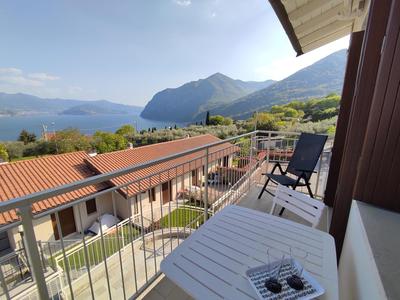 IseoLakeRental - Costa del Sole