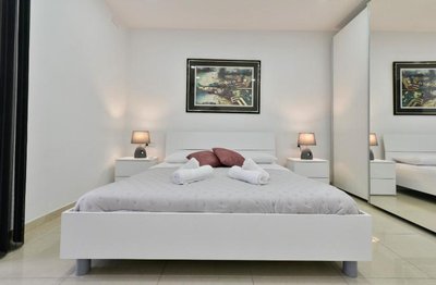 Sea view apartment