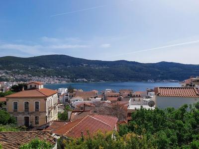 Stonehouse with wonderful seaview