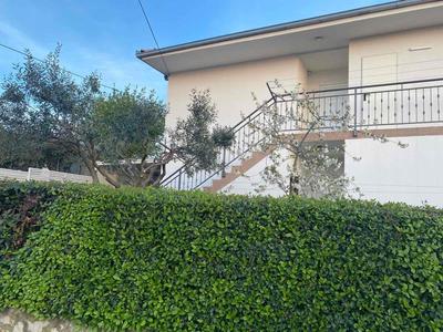 Apartman Vjeko, Okrug Gornji