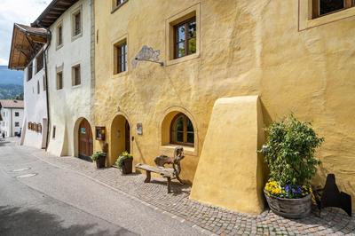 Ansitz Gurtenhof Graf v Frankenberg