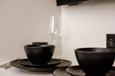 PenthouseStays Chelsea - Luxury King / Queen Bed Studios - near King's Road