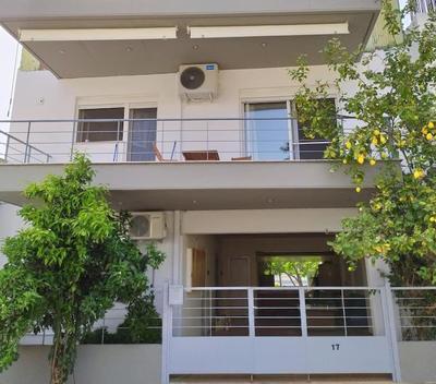 Mini studio in Kirra , ancient port of Delphi , air condition , WiFi, near the beach