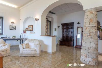 Emma's Villa fronte mare con piscina - Apulia Home