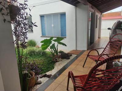Lindo quarto c/ banheiro privativo