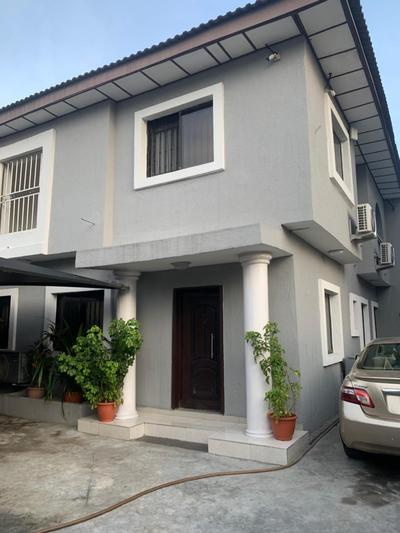 Weena Hotel & Resort