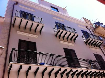 Spacious apartment with sea view in Castellammare del Golfo