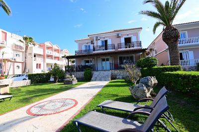 Nadia's Studios & Apartments in Argasi, Sea-View