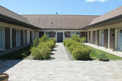 Le Clos 24