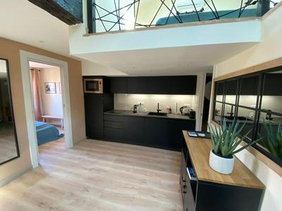 06A2 - Cœur du Vieux Nice bel appartement moderne rénové