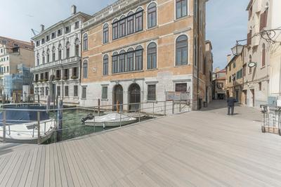 Canal Grande Suite