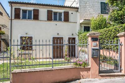 N012 - Numana, nuovo bilocale con aria condizionata