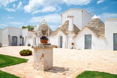 Dimore Angiulli - Trulli di Charme