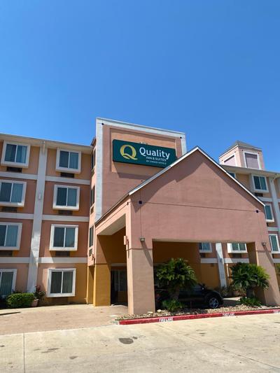 Quality Inn & Suites West Chase