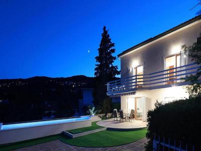 Villa Vita,free wifi,nearby sea